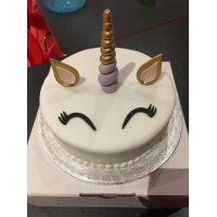 Unicorn cake made with our round iced sponge cake