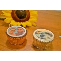 Family photo cupcakes