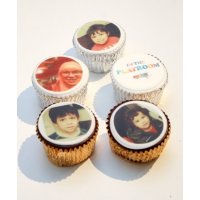 Blogger The Playroom enjoyed cupcakes printed with their children's photos