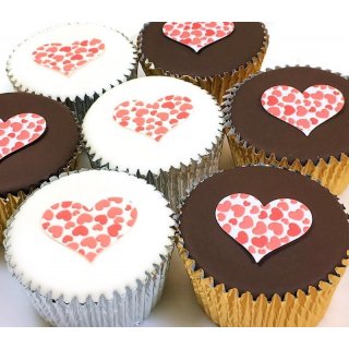 Love Heart Valentine Cupcakes